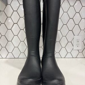 Seven7 Women's Classic Black Rain Boots